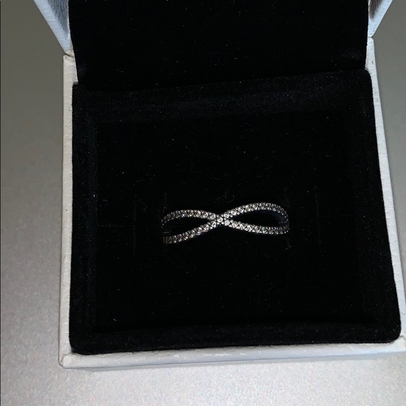 Pandora Jewelry - Pandora Crossing Bands Ring Pandora Jewelry - Pandora Crossing Bands Ring
